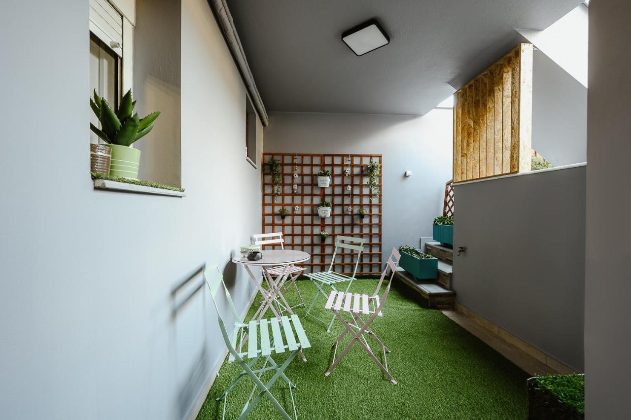 Le Petit Jardin #2 Volos Exterior foto