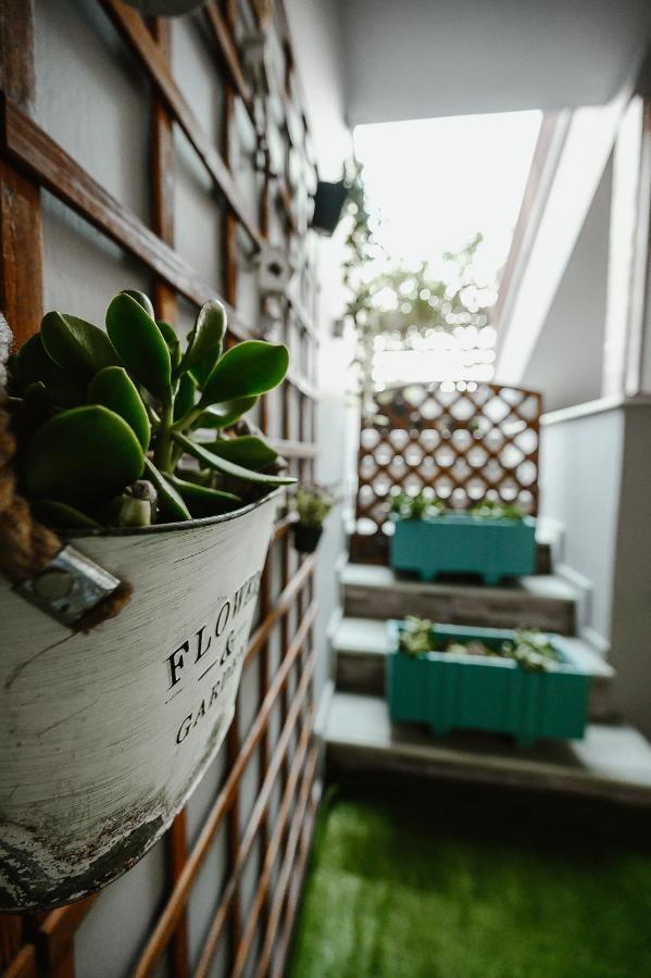 Le Petit Jardin #2 Volos Exterior foto